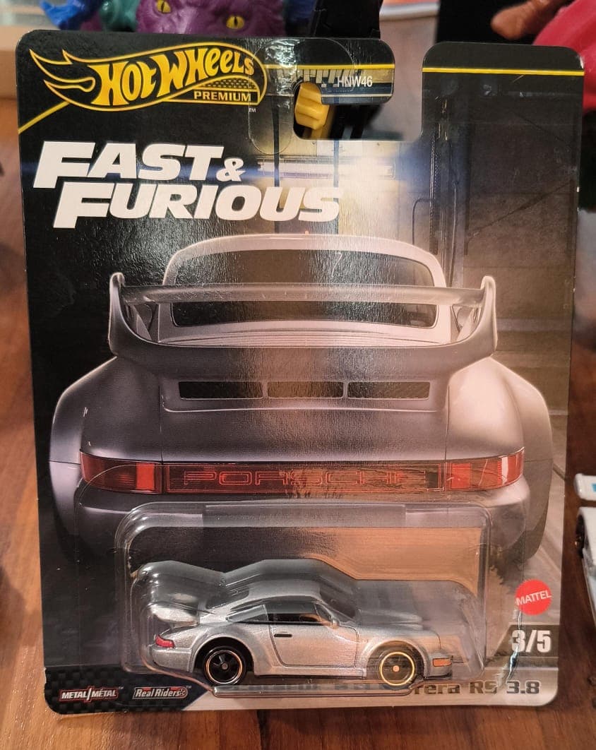 Hot Wheels Premium '69 Camaro Z/28 Real Riders